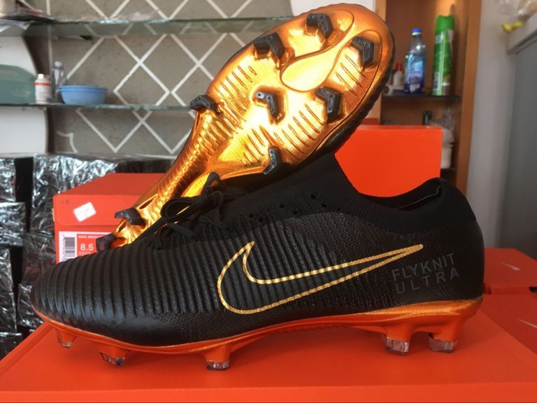 mercurial vapor flyknit ultra black and gold