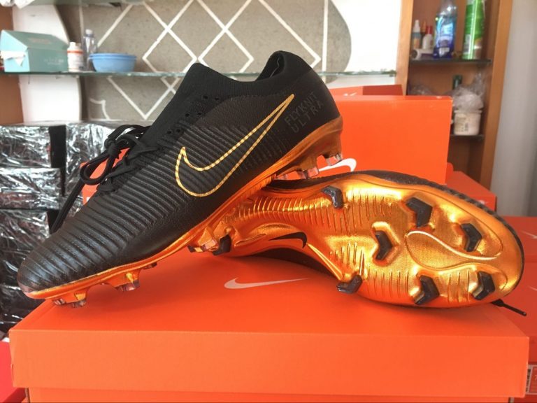 mercurial vapor flyknit ultra black and gold