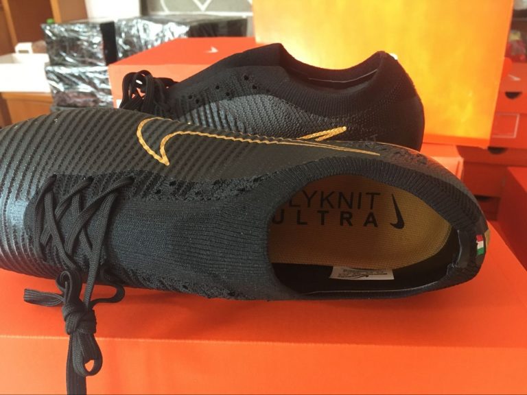 mercurial vapor flyknit ultra black and gold