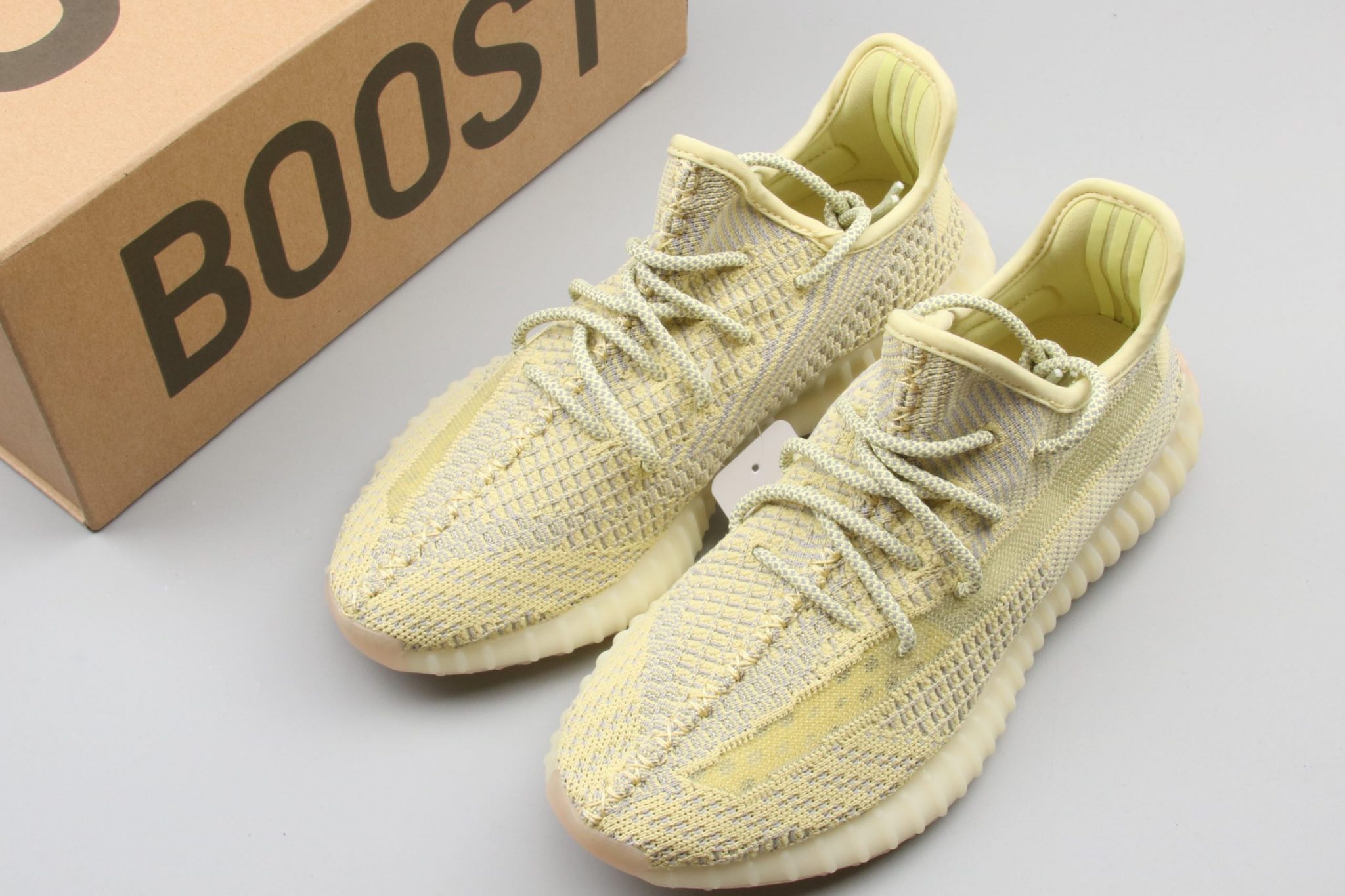 yeezy boost 350 v2 yecheil for sale