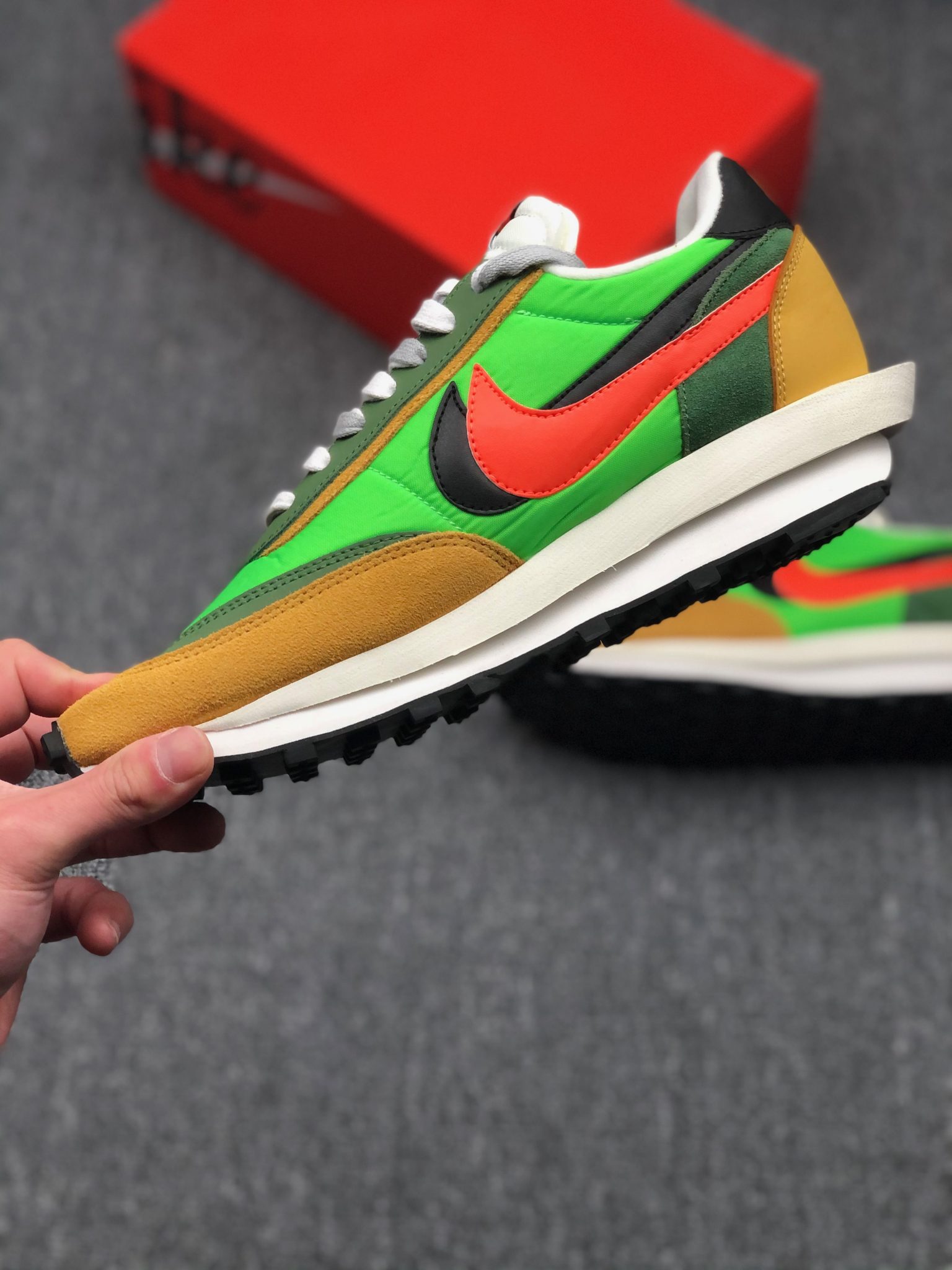 sacai nike waffle green