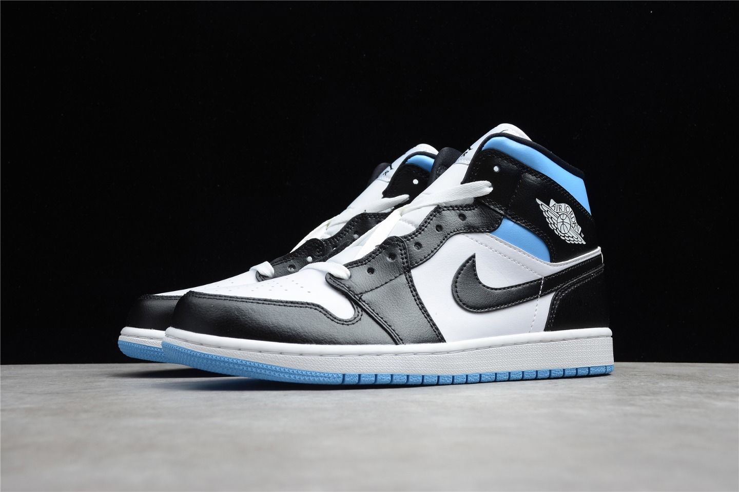 21new Release Air Jordan 1 Mid White University Blue Black Bq6472 102