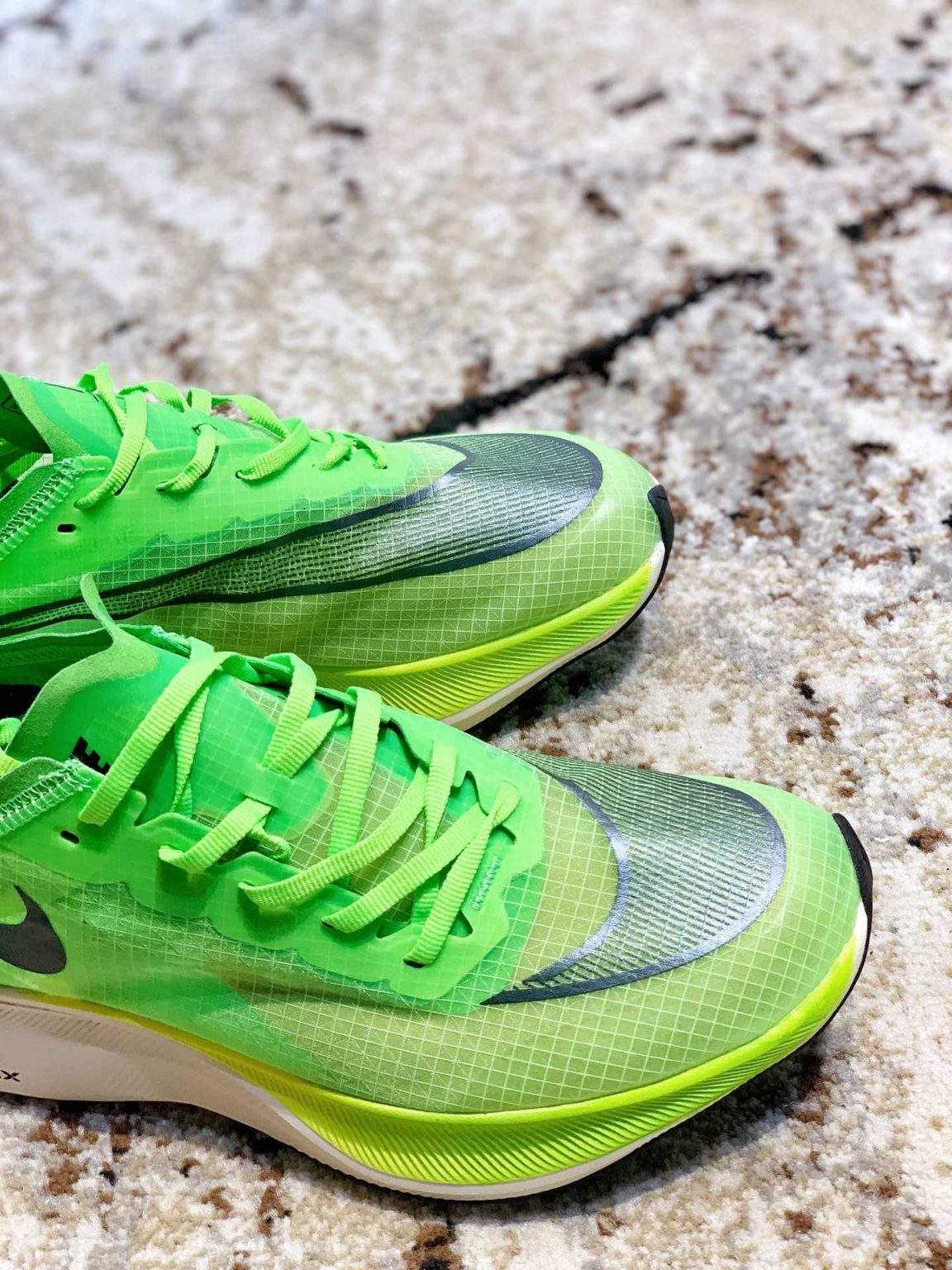 Nike Vaporfly Next% green jogging shoes