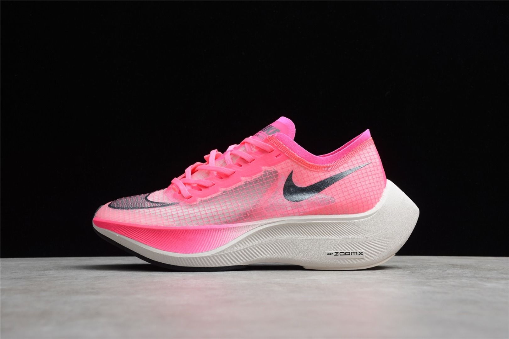 Nike ZoomX Vaporfly Next%NIKE Pink Blast Pink Black AO1568-600