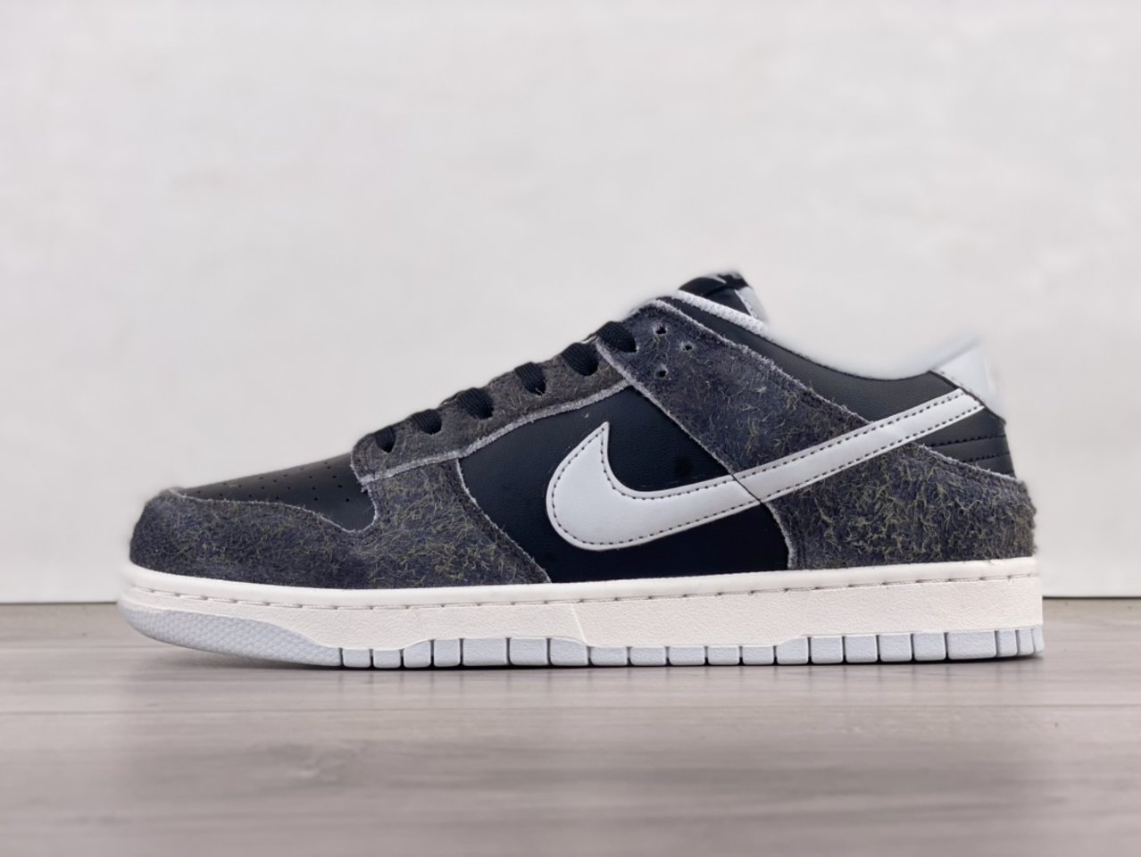 2021 Release Nike Dunk Low Retro Animal Pack Zebra DH7913-001